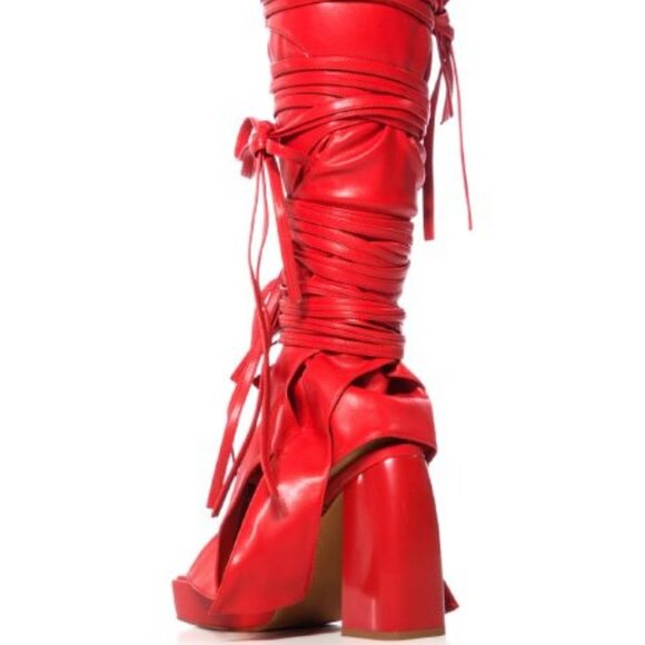 AZALEA WANG " READILY STRAPPED "  2 IN 1 STRAPPY SANDAL IN RED ( BRAND NEW !!!!! - Picture 3 of 8